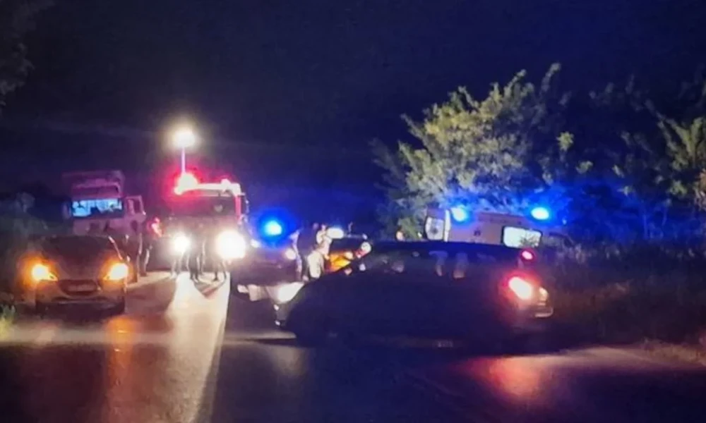Θεσσαλονίκη: 30χρονος έχασε τη ζωή του σε τροχαίο δυστύχημα-Συγκρούστηκε με φορτηγό ενώ προσπαθούσε να αποφύγει πεζό (Βίντεο)